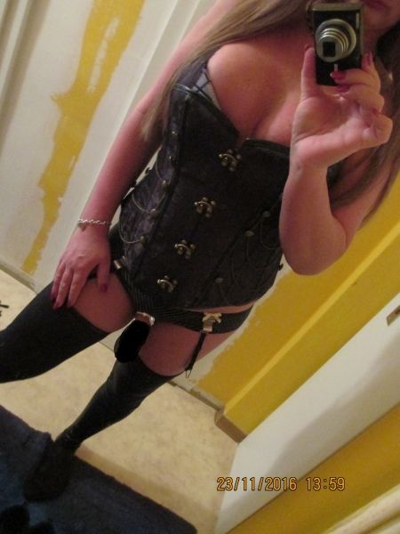 Corahard TRANSSEXUELL